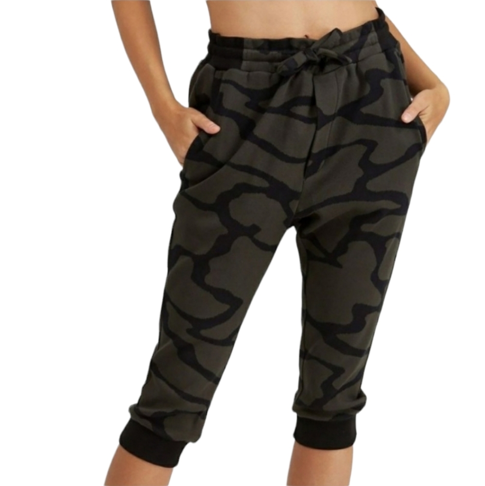 Twenty Camo Cropped Jogger Pant